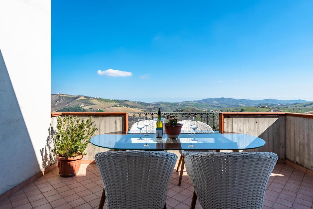 Villa Ferranti Abruzzo Montefino Exteriör bild