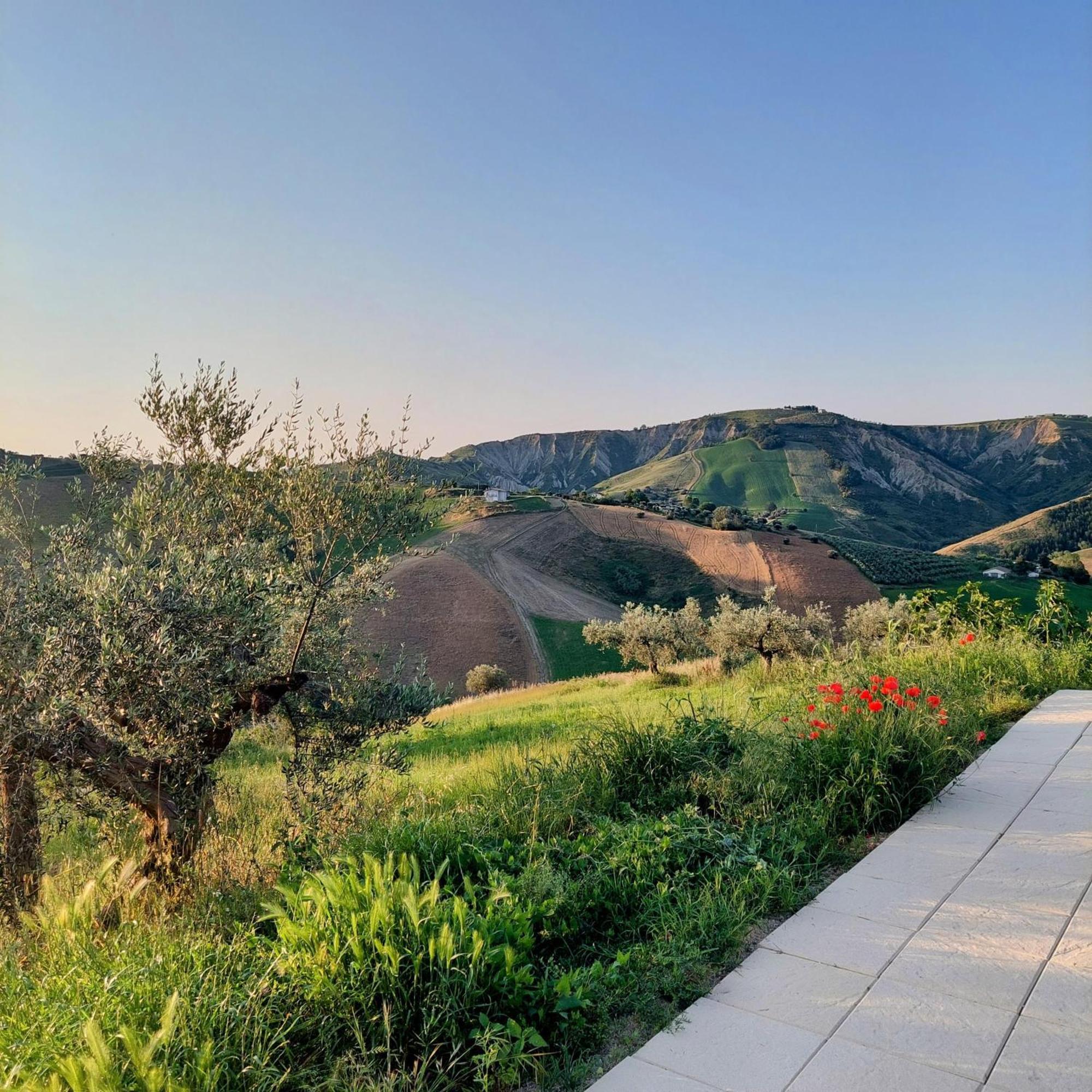 Villa Ferranti Abruzzo Montefino Exteriör bild